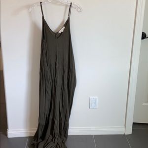olive green maxi with pockets